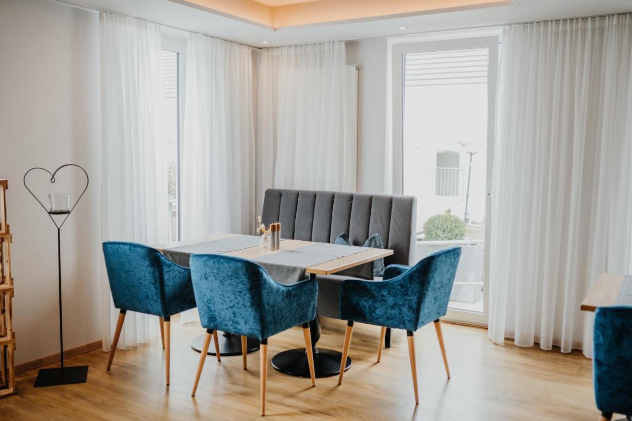 Hotel Restaurant Zur Marienburg Pünderich エクステリア 写真