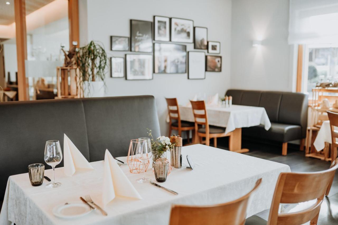 Hotel Restaurant Zur Marienburg Pünderich エクステリア 写真