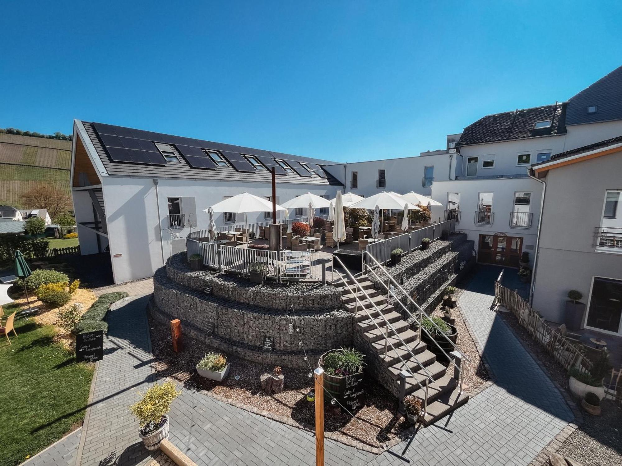 Hotel Restaurant Zur Marienburg Pünderich エクステリア 写真